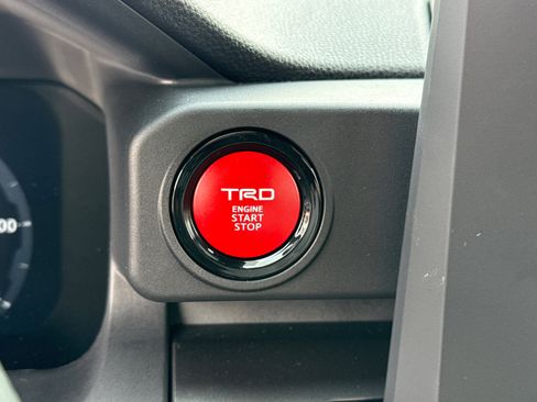 New 2025 Toyota Tacoma TRD Off-Road image 31