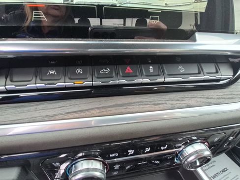 New 2026 GMC Sierra 1500 SLT w/ SLT Premium Package image 26