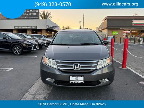 Used 2012 Honda Odyssey Touring image 2