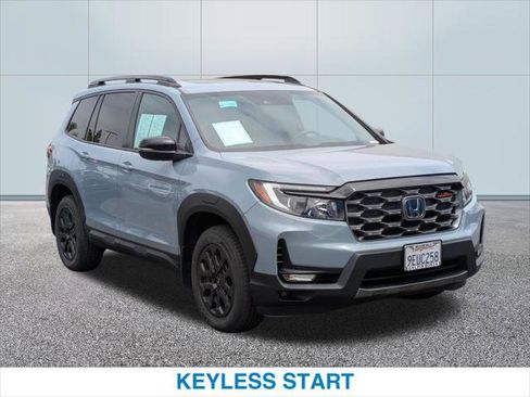 Certified 2023 Honda Passport TrailSport image 4