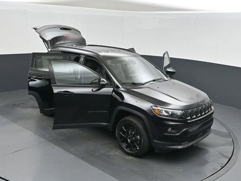 New 2026 Jeep Compass Latitude AWD/4WD image 50
