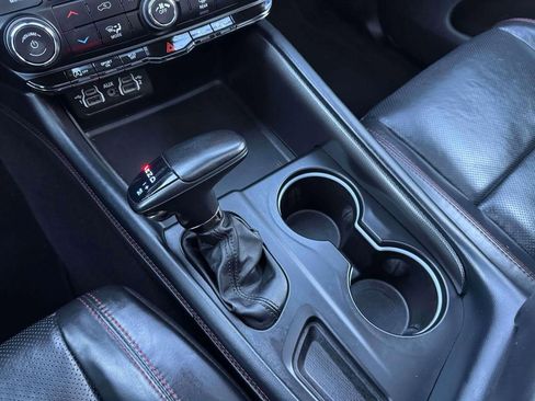 Used 2024 Dodge Durango GT AWD/4WD image 33