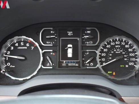 Used 2018 Toyota Tundra Limited image 15