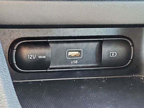 Used 2024 Kia Forte LXS image 17