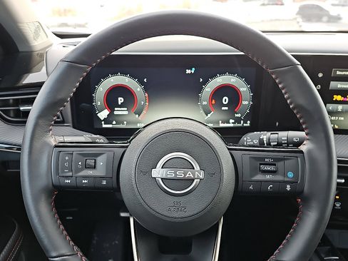 Certified 2025 Nissan Kicks SR w/ SR Premium Package image 20