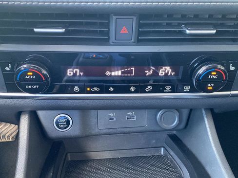 Certified 2023 Nissan Rogue SV w/ SV Premium B Package AWD/4WD image 31