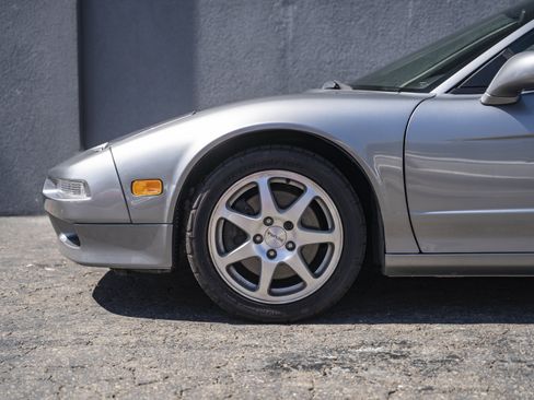 Used 1998 Acura NSX T image 14