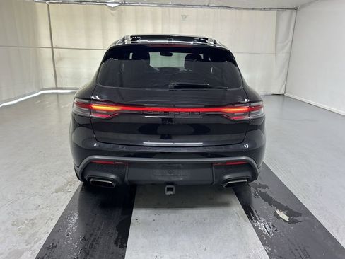 Used 2023 Porsche Macan AWD/4WD image 22