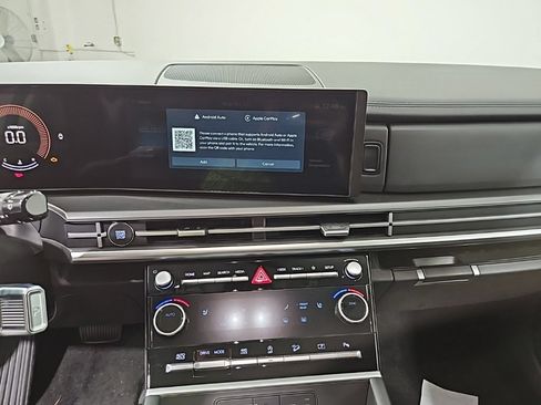 Certified 2025 Hyundai Santa Fe SEL AWD/4WD image 20