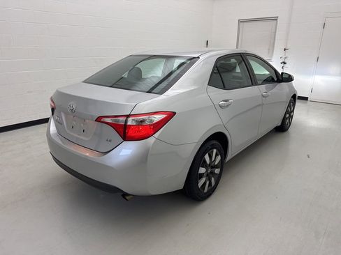 Used 2015 Toyota Corolla LE FWD image 7