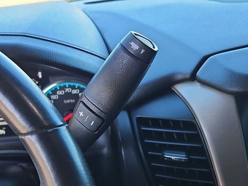 Used 2019 GMC Yukon XL Denali w/ Open Road Package image 23