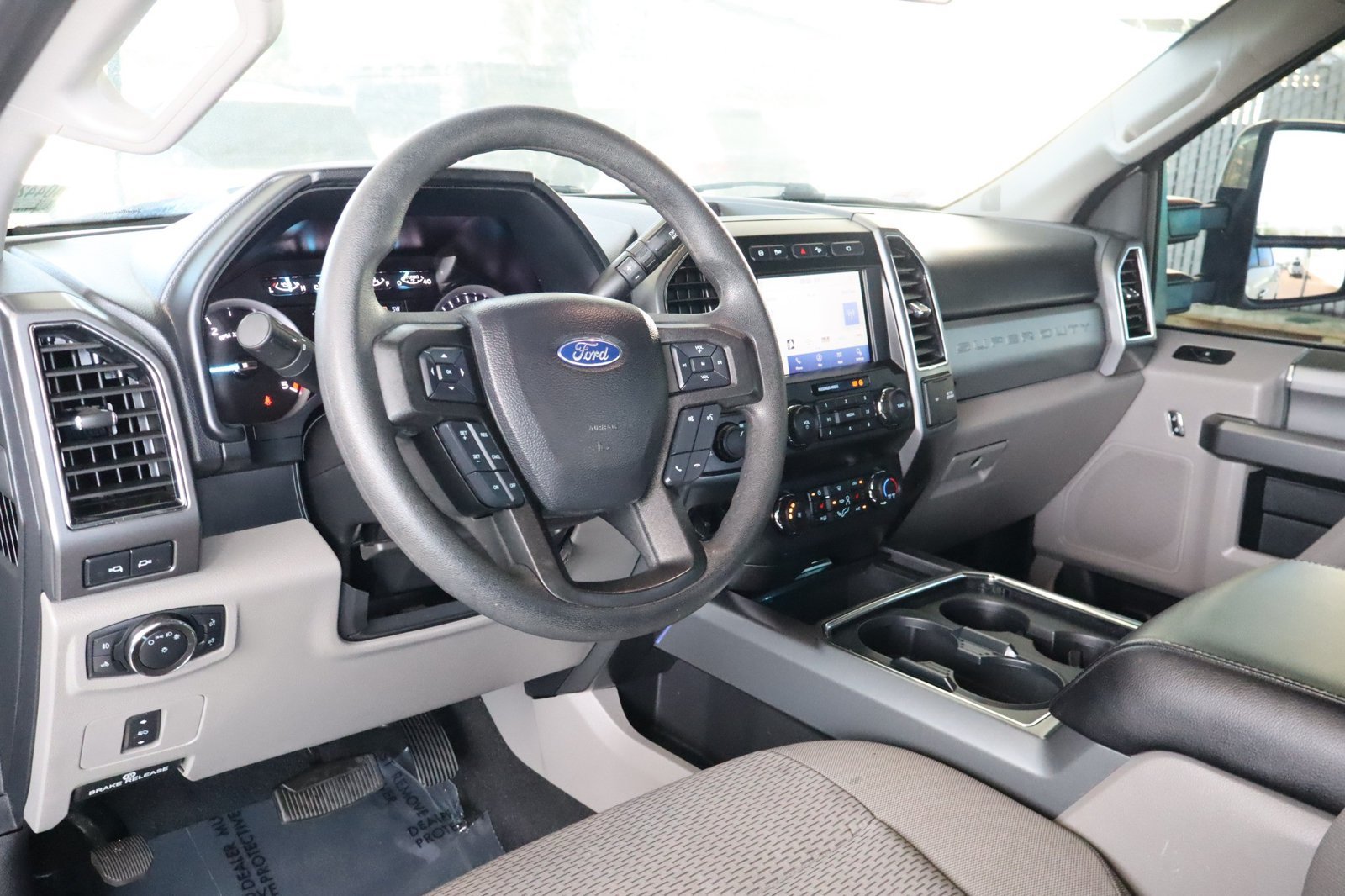 Used 2021 Ford F250 XLT w/ XLT Premium Package AWD/4WD image 18