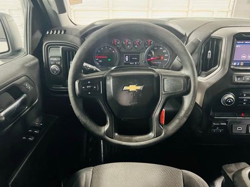 Used 2020 Chevrolet Silverado 1500 W/T w/ Trailering Package image 5