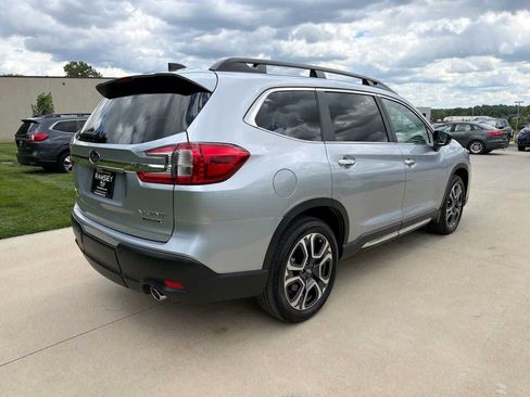 Certified 2026 Subaru Ascent Touring AWD/4WD image 6