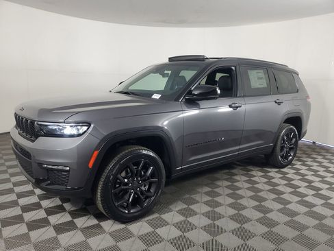 New 2025 Jeep Grand Cherokee L Limited image 8