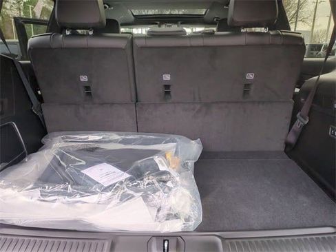 New 2026 Jeep Grand Wagoneer 4WD image 22