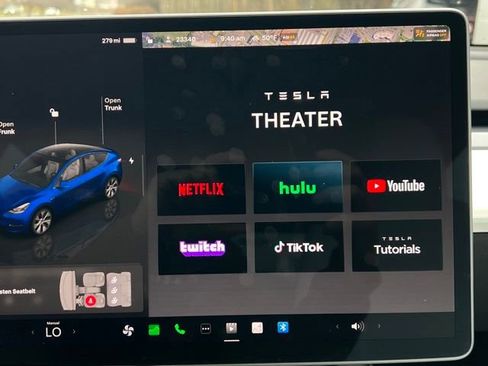 Used 2023 Tesla Model Y Long Range image 17