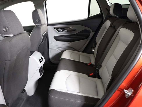 Used 2023 GMC Terrain SLE w/ Driver Convenience Package image 34