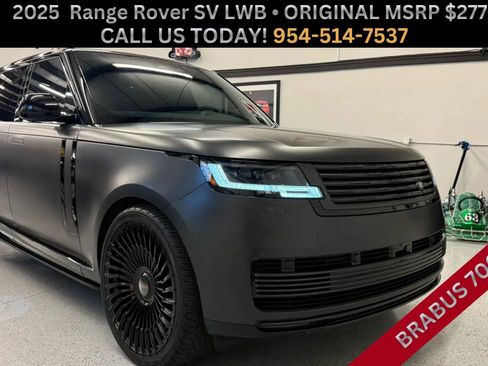 Used 2025 Land Rover Range Rover SV AWD/4WD image 1