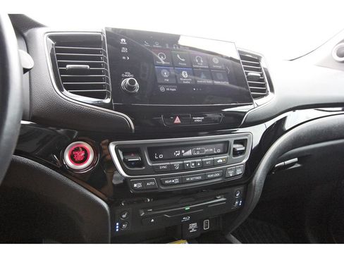 Used 2022 Honda Pilot Elite image 22