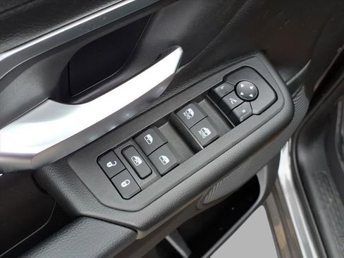 New 2026 RAM 1500 Big Horn AWD/4WD image 17