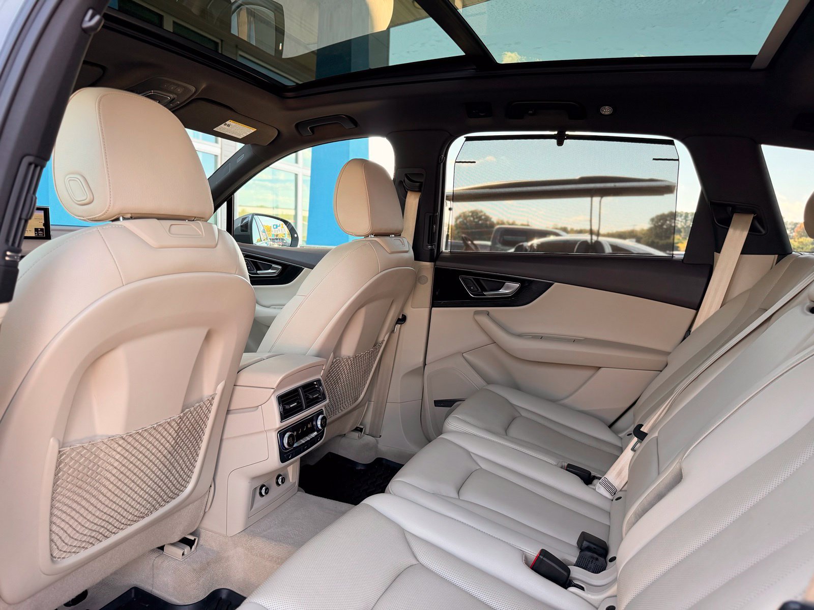 Used 2018 Audi Q7 3.0T Prestige w/ Prestige Package AWD/4WD image 28