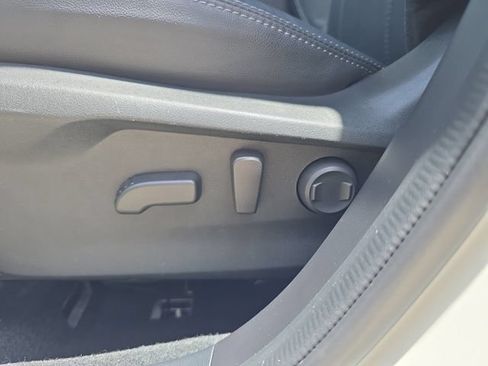 Certified 2024 Subaru Forester Limited AWD/4WD image 15