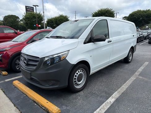 Used 2018 Mercedes-Benz Metris image 1