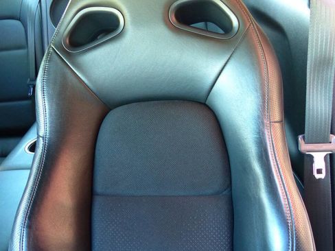 Used 2010 Nissan GT-R Premium image 45