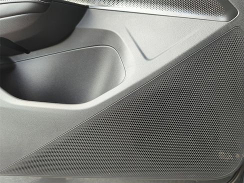 New 2026 Volkswagen Tiguan S image 26