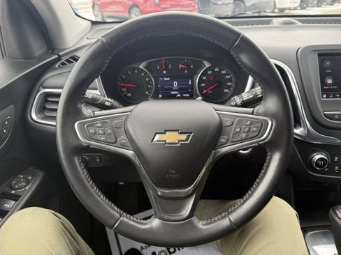 Used 2020 Chevrolet Equinox LT w/ Driver Convenience Package image 19