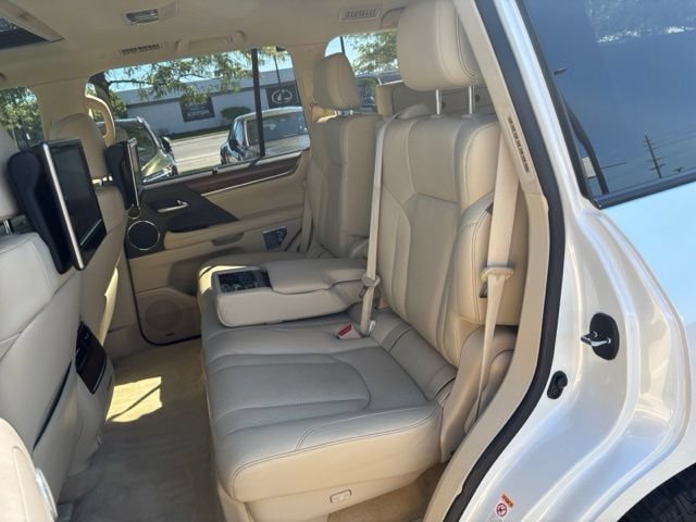 Used 2017 Lexus LX 570 4WD w/ Luxury Package image 24
