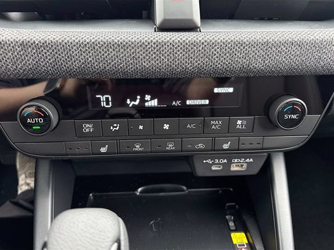 New 2026 Subaru Outback Limited AWD/4WD image 14