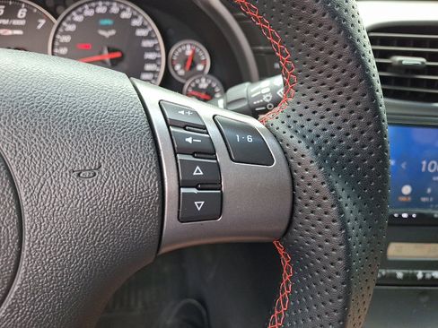 Used 2007 Chevrolet Corvette Z06 w/ Preferred Equipment Group RWD image 19