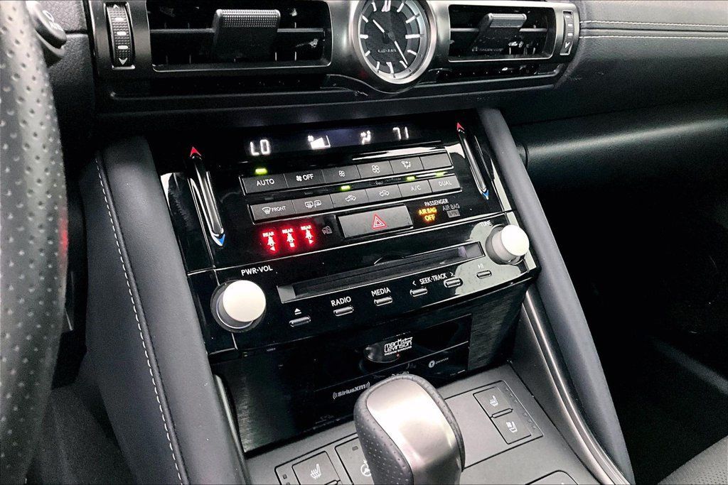 Used 2025 Lexus IS 500 w/ Accessory Package RWD image 30