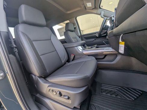 New 2026 Chevrolet Silverado 2500 LTZ w/ LTZ Convenience Package image 17