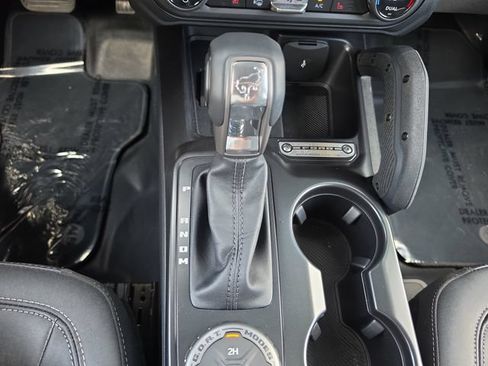 Used 2025 Ford Bronco Big Bend w/ Black Diamond Package AWD/4WD image 19