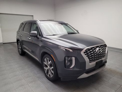 Used 2022 Hyundai Palisade SEL w/ 8P Bench Seat Package FWD image 13