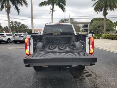 Used 2025 Ford F250 XLT image 5