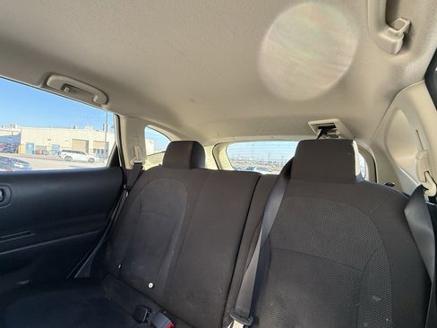 Used 2015 Nissan Rogue S w/ Convenience Package image 7