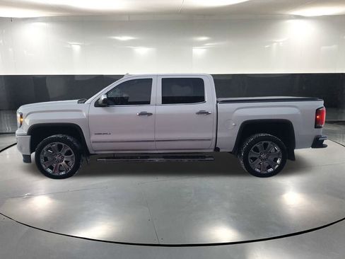 Used 2017 GMC Sierra 1500 Denali w/ Denali Ultimate Package image 11
