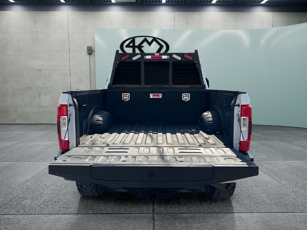 Used 2018 Ford F250 Lariat w/ Lariat Ultimate Package AWD/4WD image 4
