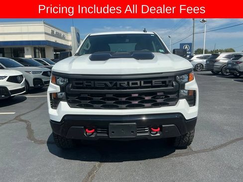 Used 2024 Chevrolet Silverado 1500 Custom Trail Boss w/ LPO, Dark Essentials Package AWD/4WD image 7