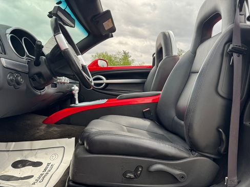 Used 2003 Chevrolet SSR RWD image 18