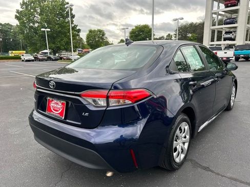 Used 2024 Toyota Corolla LE FWD image 7