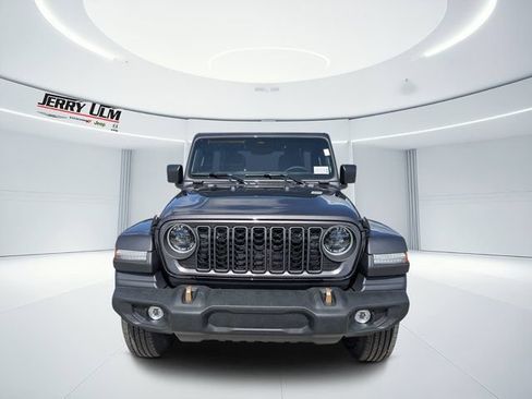 New 2026 Jeep Wrangler Unlimited Sport AWD/4WD image 8