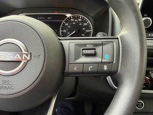 Used 2023 Nissan Rogue SV AWD/4WD image 22