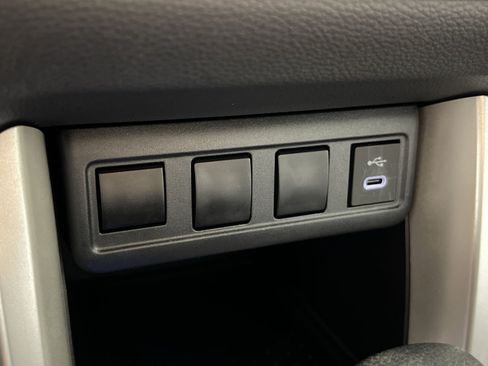 Used 2024 Toyota Corolla Cross AWD Hybrid image 34