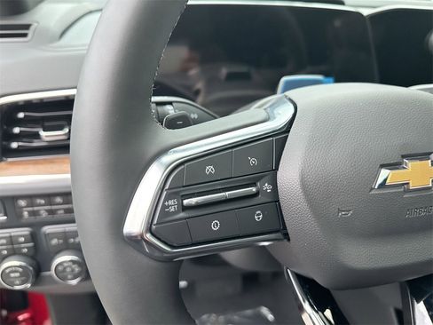 New 2026 Chevrolet Suburban High Country image 17