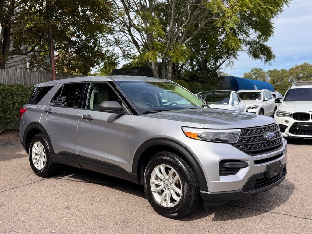 Used 2021 Ford Explorer 4WD w/ Class III Trailer Tow Package image 8
